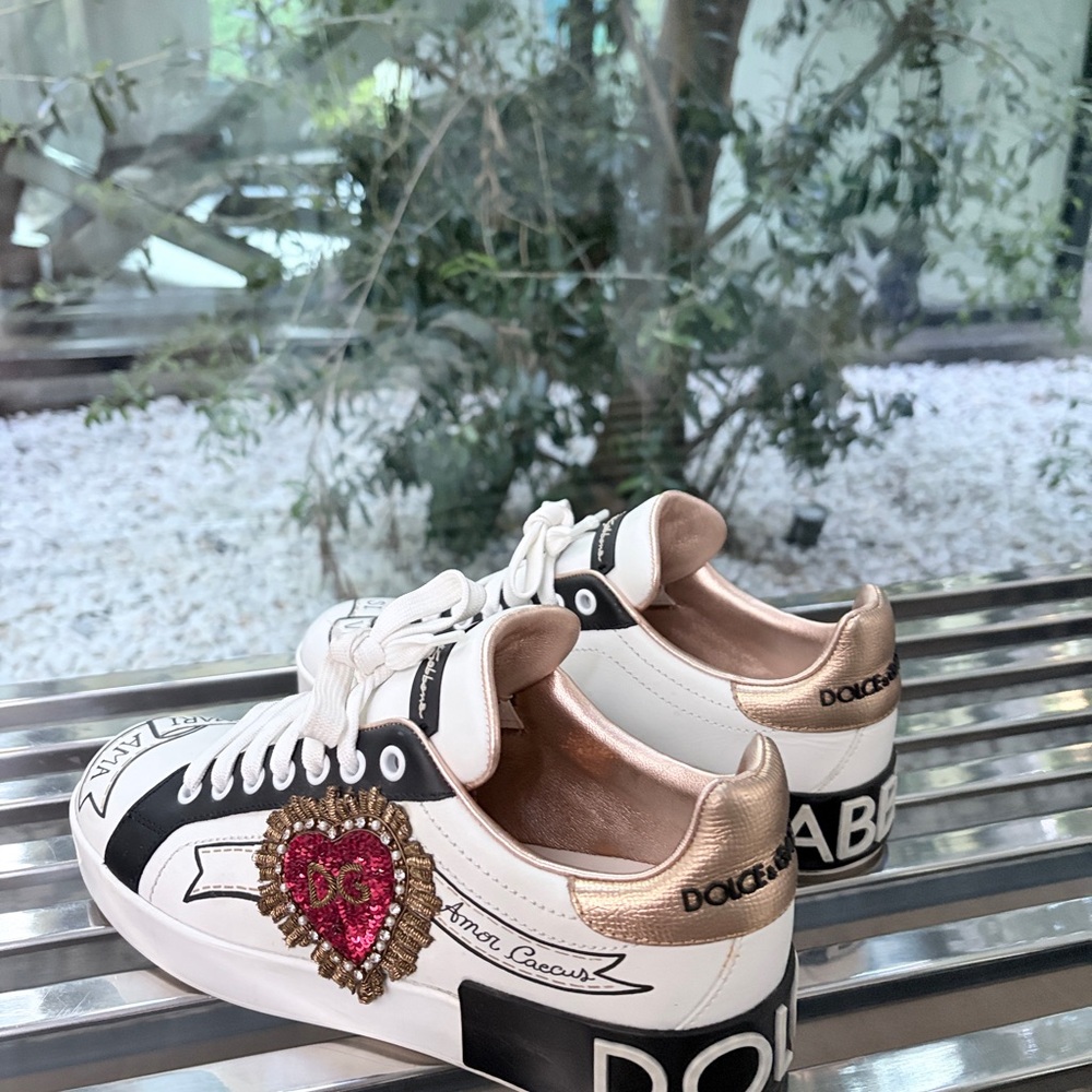 Authentic Dolce & Gabbana Portofino Sacred Heart Sneakers - White/Gold - Size 38 - Picture 3 of 6